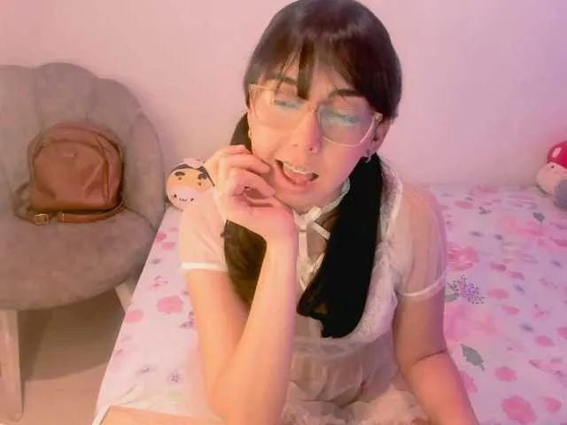 Live sex webcam photo for kiwi----- #291510333