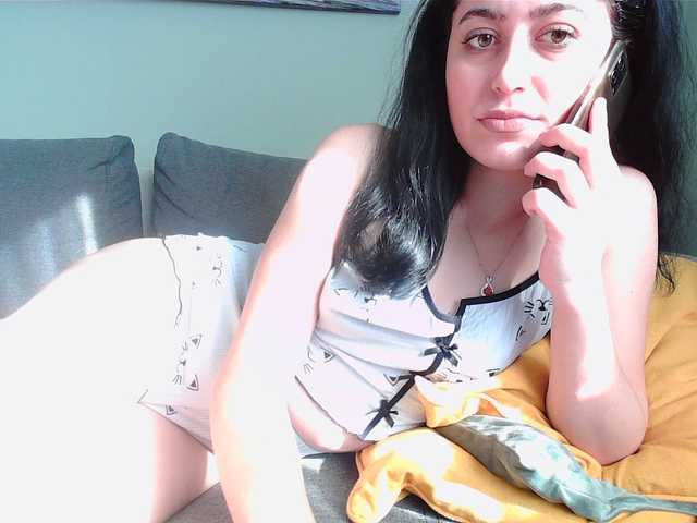 Live sex webcam photo for klarahara19 #290560627