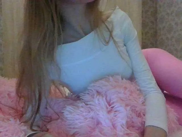 Live sex webcam photo for klubnichkka #276616820