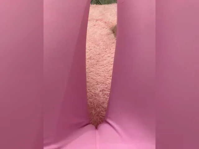 Live sex webcam photo for klubnichkka #277074290