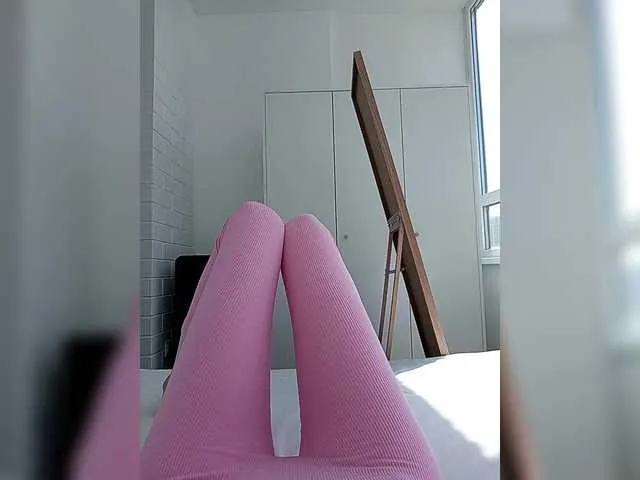 Live sex webcam photo for klubnichkka #291346283