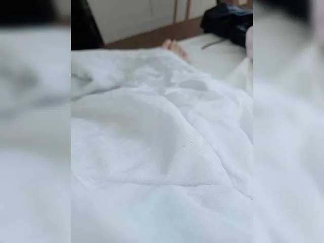 Live sex webcam photo for klubnichkka #291859319