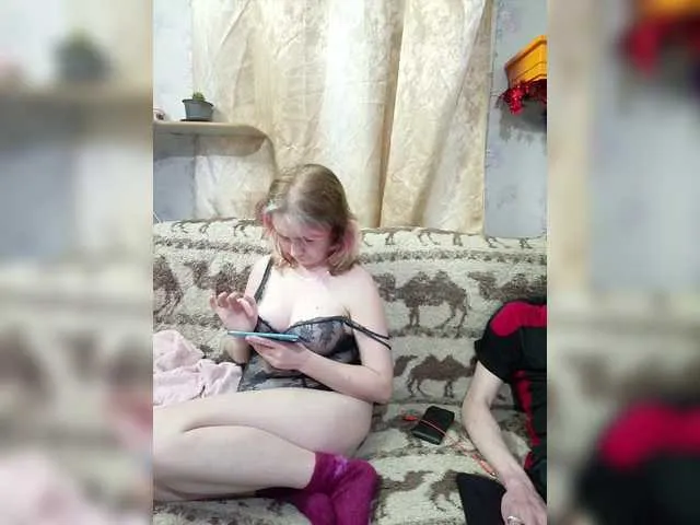 Live sex webcam photo for koketka23web #290832141