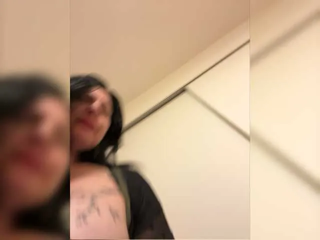 Live sex webcam photo for koks69a #277136155