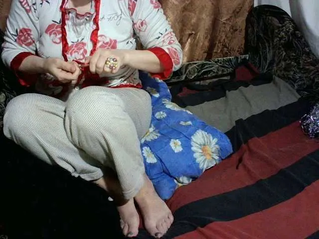 Live sex webcam photo for kolitoo #272085365