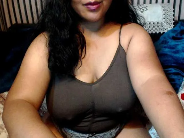 Live sex webcam photo for komurasaki #292436112