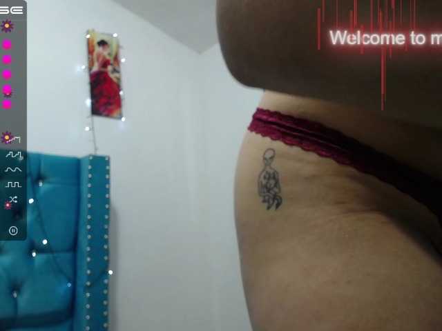 Live sex webcam photo for koralchitxx #273732735