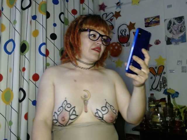 Live sex webcam photo for korychauth3 #272720419