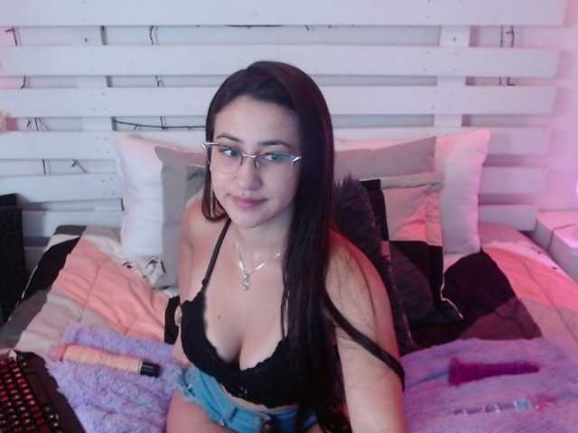 Live sex webcam photo for koryy-dior #274031840