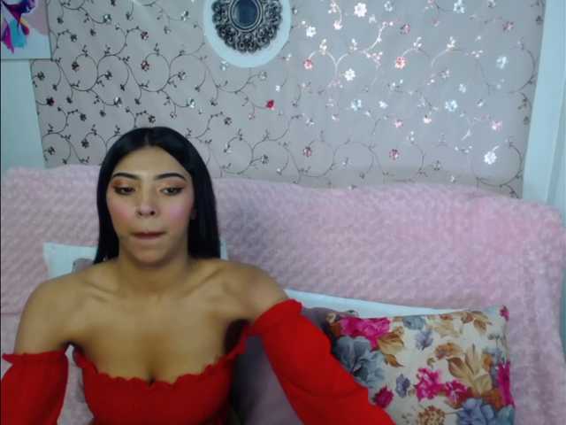 Live sex webcam photo for kriistal #272809255