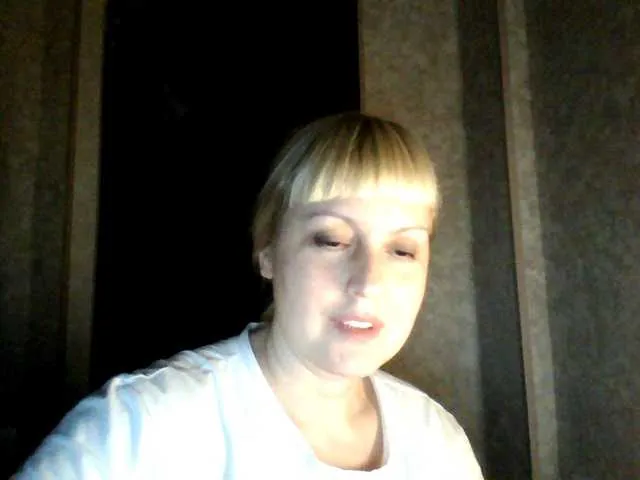 Live sex webcam photo for krisss2016 #290491517