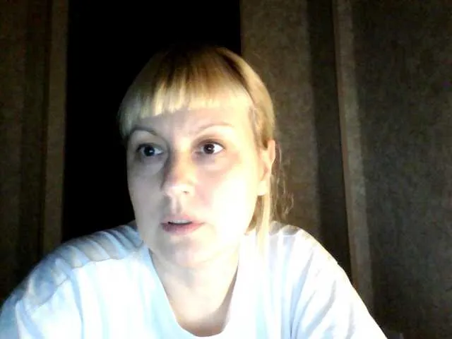 Live sex webcam photo for krisss2016 #290598425