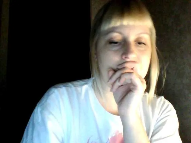 Live sex webcam photo for krisss2016 #290625621