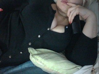 Live sex webcam photo for kristibeaut #196299034