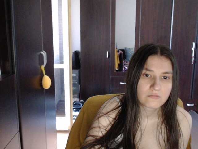 Live sex webcam photo for kristineexxx #273921198