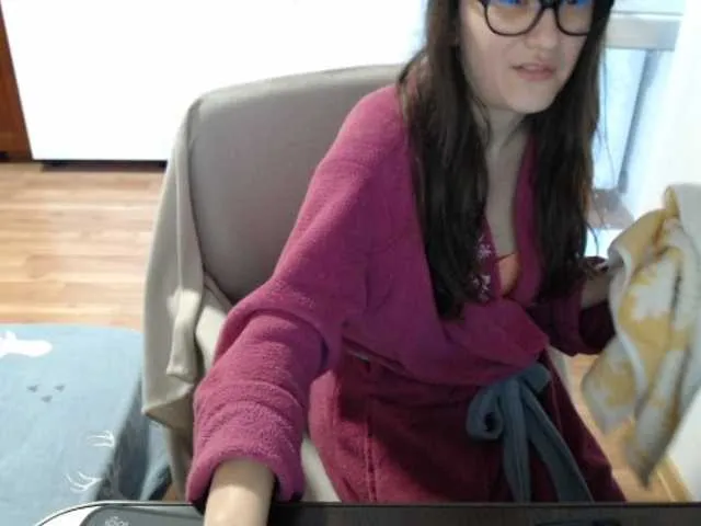 Live sex webcam photo for kristineexxx #292195026