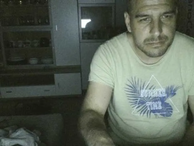 Live sex webcam photo for krivykar #291064196