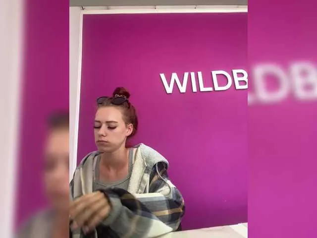 Live sex webcam photo for ksenia310 #291473762