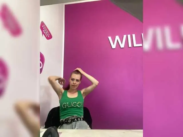 Live sex webcam photo for ksenia310 #291512694