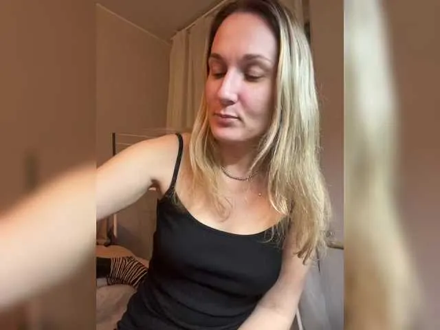 Live sex webcam photo for kykyshe4ka #292349691