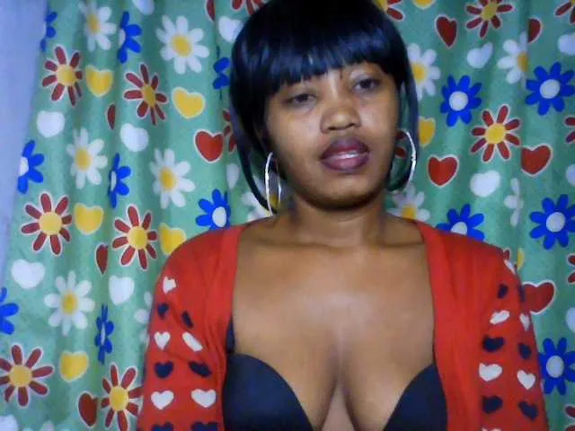 Live sex webcam photo for kylie11 #291585299