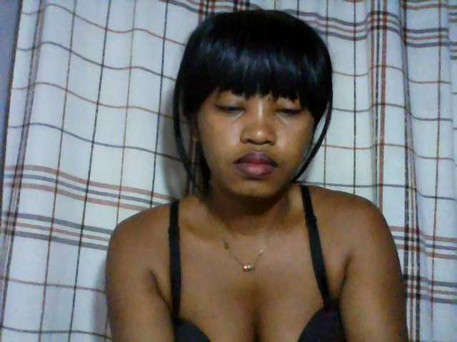 Live sex webcam photo for kylie11 #292032065