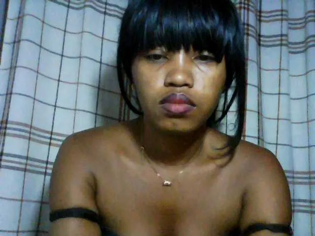 Live sex webcam photo for kylie11 #292063734