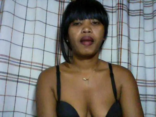 Live sex webcam photo for kylie11 #292072183