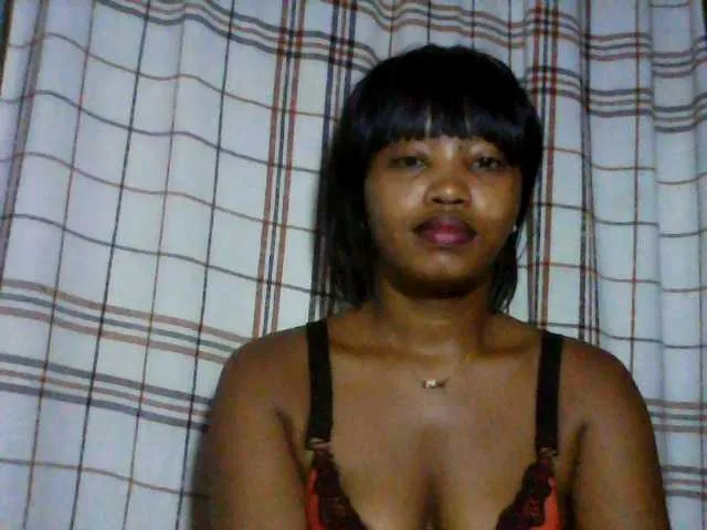 Live sex webcam photo for kylie11 #292216780