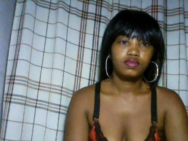 Live sex webcam photo for kylie11 #292450486