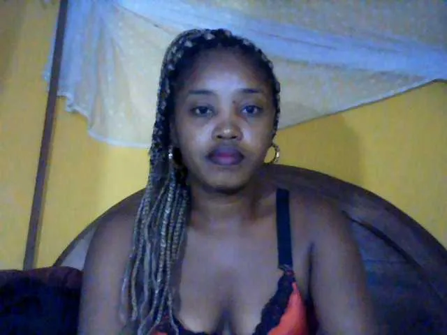 Live sex webcam photo for kylie11 #293019841