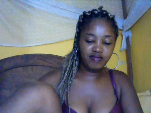 Live sex webcam photo for kylie11 #293030110