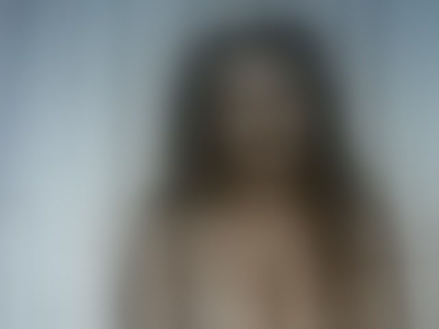 Live sex webcam photo for kylie11 #294049567