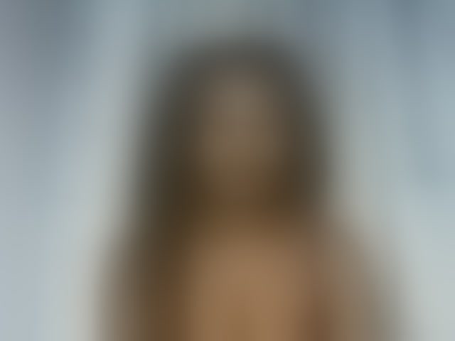 Live sex webcam photo for kylie11 #294281920