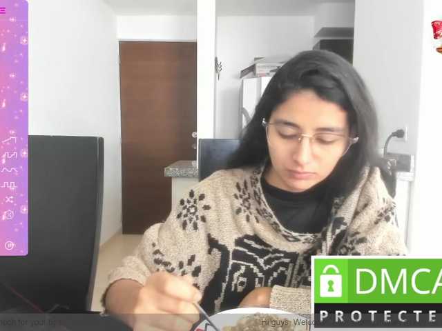 Live sex webcam photo for kylieloved22 #291496208