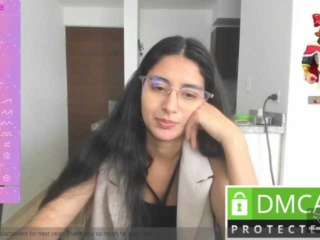 Live sex webcam photo for kylieloved22 #291502073