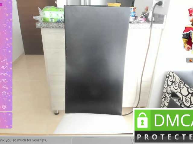 Live sex webcam photo for kylieloved22 #291701939