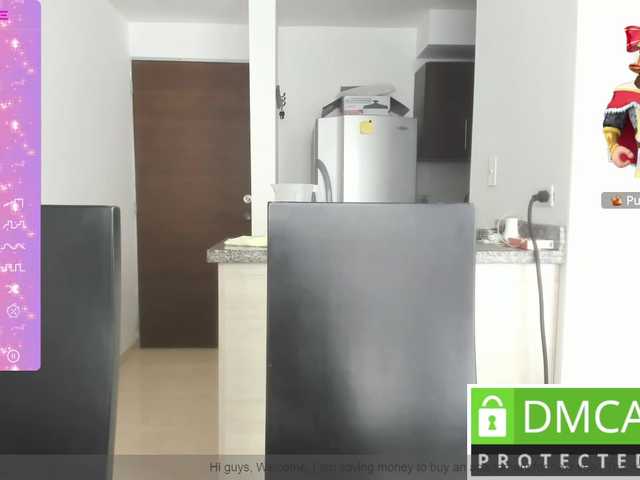 Live sex webcam photo for kylieloved22 #291785473