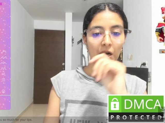 Live sex webcam photo for kylieloved22 #292104681