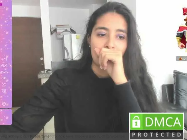 Live sex webcam photo for kylieloved22 #292384114