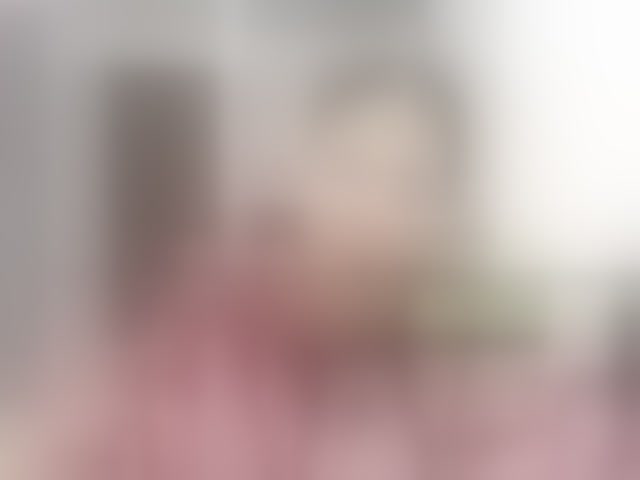 Live sex webcam photo for kylieloved22 #293994573