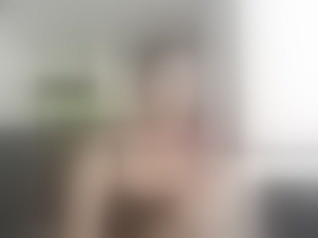Live sex webcam photo for kylieloved22 #294022844