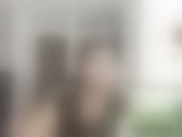 Live sex webcam photo for kylieloved22 #294142737