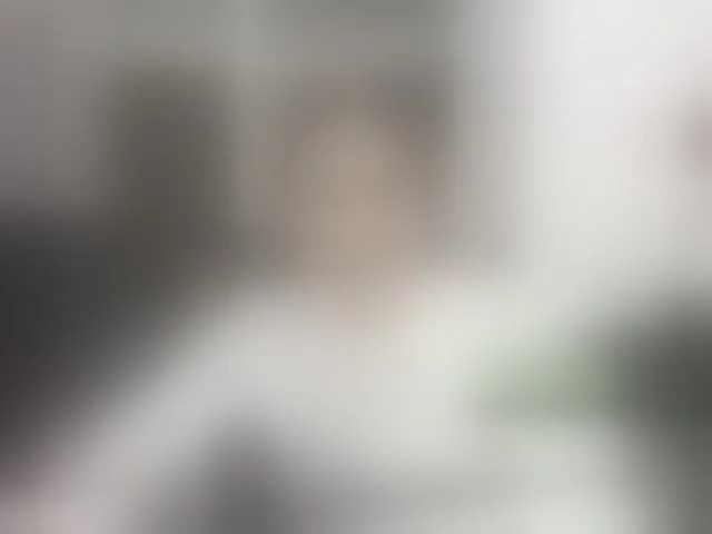 Live sex webcam photo for kylieloved22 #294164121