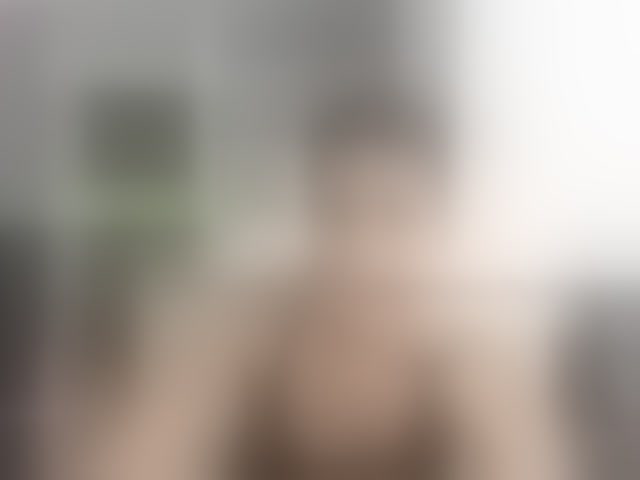 Live sex webcam photo for kylieloved22 #294310106