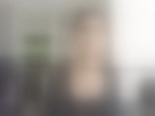 Live sex webcam photo for kylieloved22 #294320348