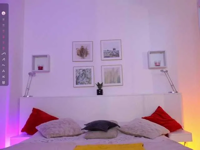 Live sex webcam photo for l1ttle-kiki #292256418