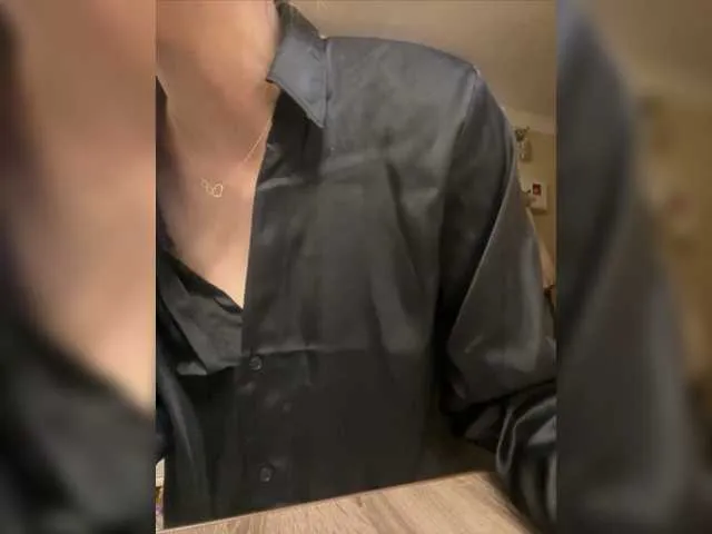 Live sex webcam photo for lOVErySEKS #276988502