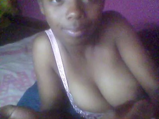 Live sex webcam photo for la-belleblack #272269905