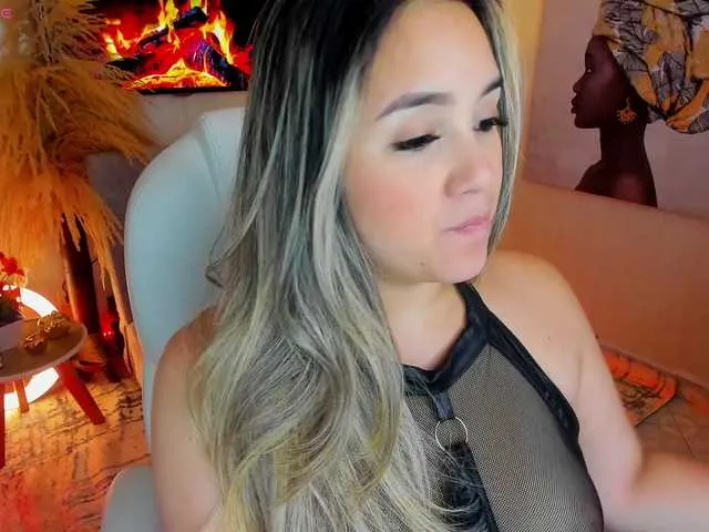 Live sex webcam photo for la-venezolana #290975851